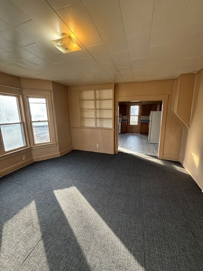 Building Photo - 2 Bedroom duplex for rent in Waterloo