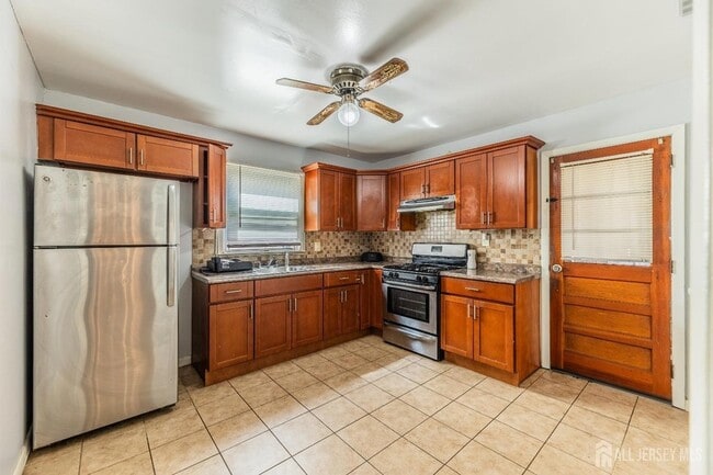 Photo - 111 Emerson St Unit 1