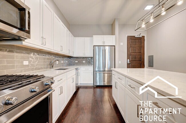 Photo - 2050 N Clark St Unidad 403