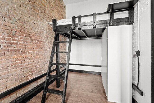 Photo - 136 Court St Unidad 3