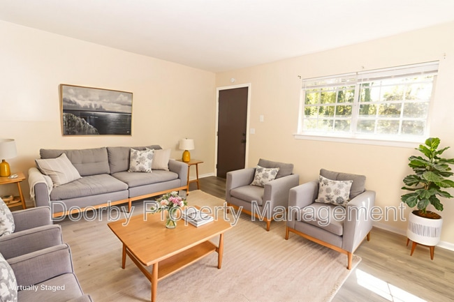 Photo - 2425 Ashmore Ave Unit 11