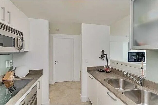 Photo - 450 Alton Rd Unidad 1508