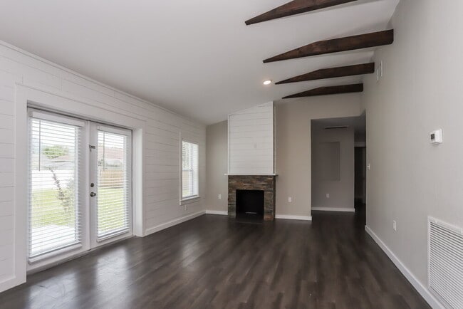 Photo - 7035 62nd Way N
