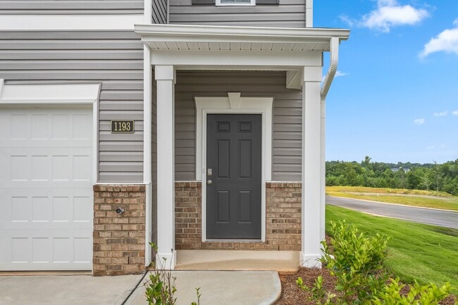 Photo - 1193 Evelynnview Ln