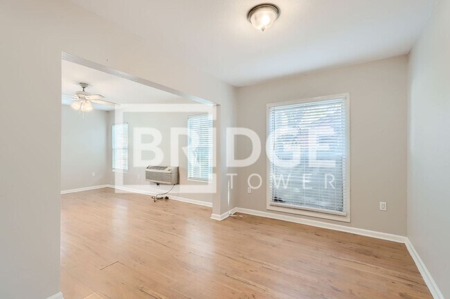 Photo - 224 E Boyd St