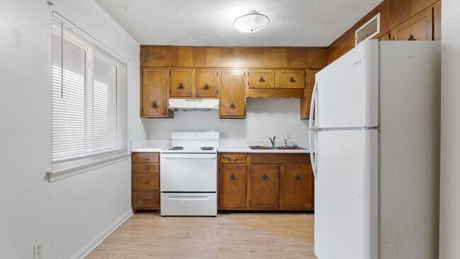 Photo - 2 Bedroom Apartment! Unidad D