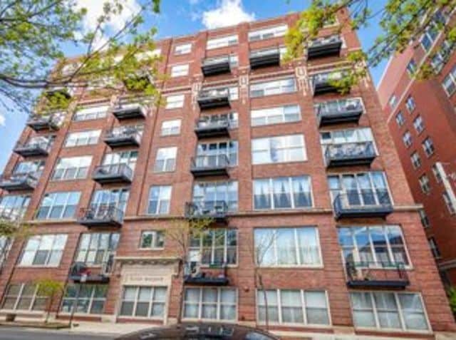Building Photo - 1500 W Monroe St Rental