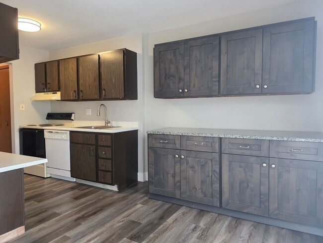 Photo - Chagrin Falls condo for rent