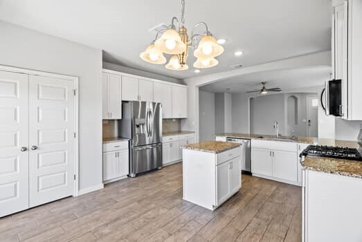 Photo - 22139 Approach