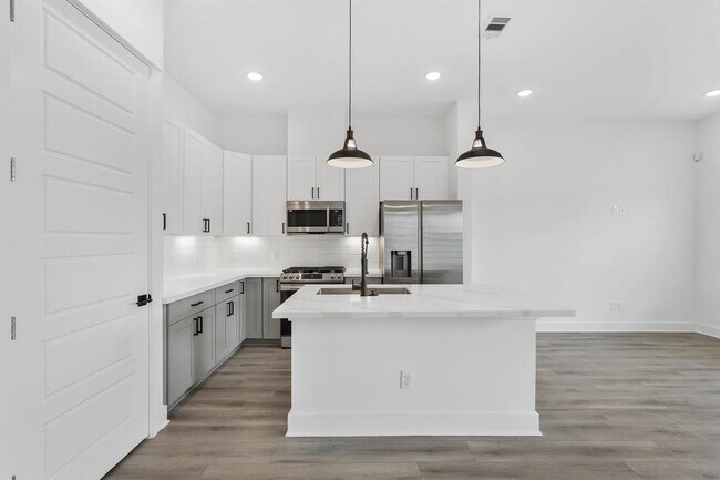 Photo - 3012 Jensen Dr