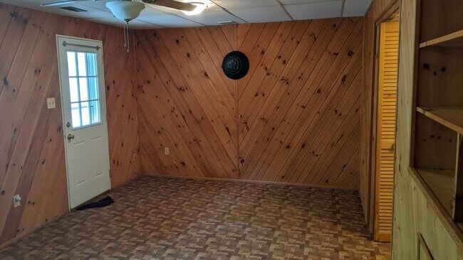 Photo - 2100 Glenn Spring Ct