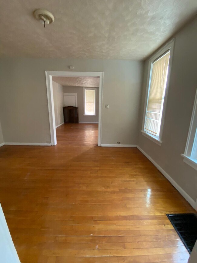 746 E Laurel St Unidad 1