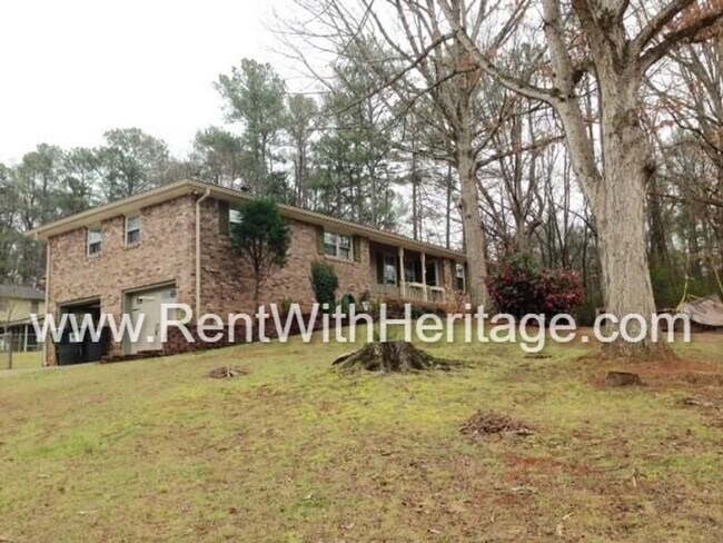 Photo - WOW! Fantastic 4Bedroom/ 2 Bath Ranch With...