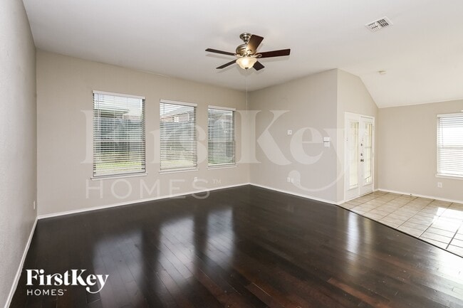 Photo - 10408 Bradshaw Dr