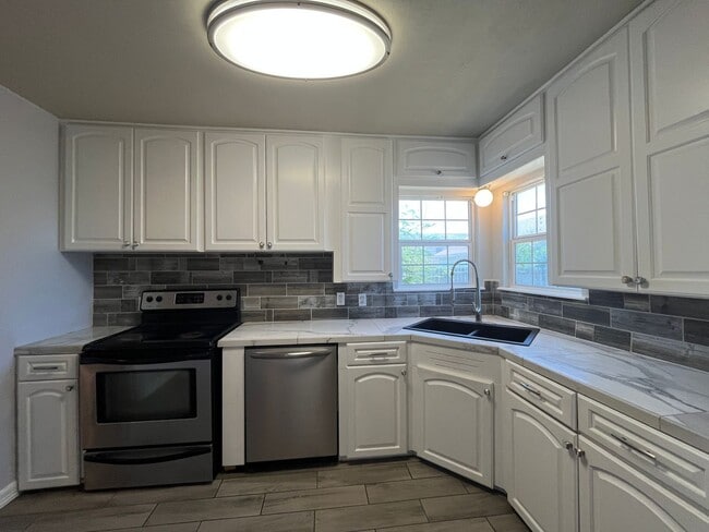 Photo - UPDATED CENTRAL CITY HOME