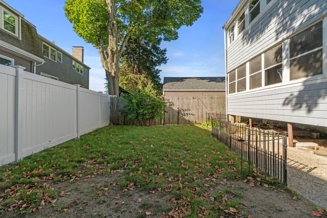 Photo - 253 Sycamore St Unit 253