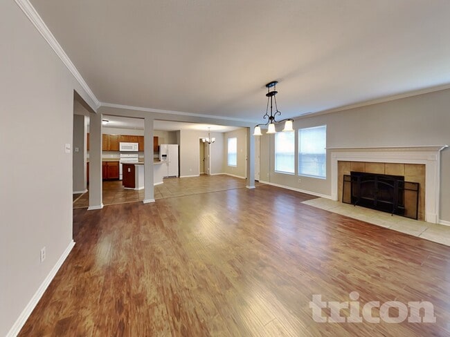 Photo - 3321 Hapsburg Way