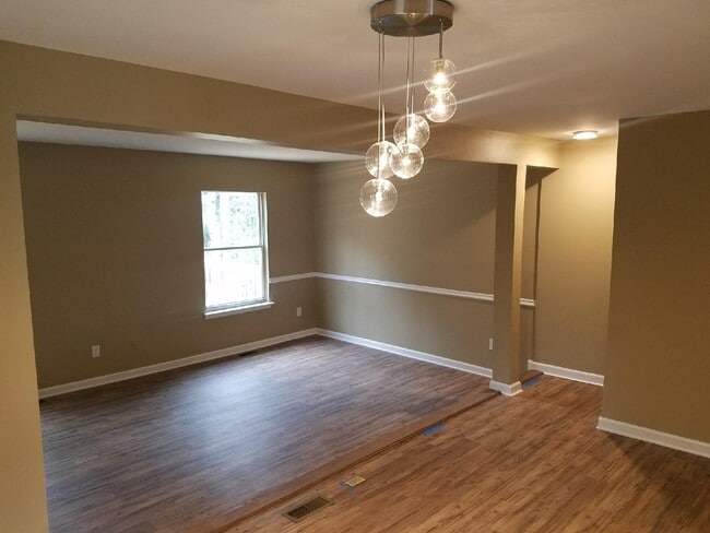 Photo - 1701 Kayla Ct