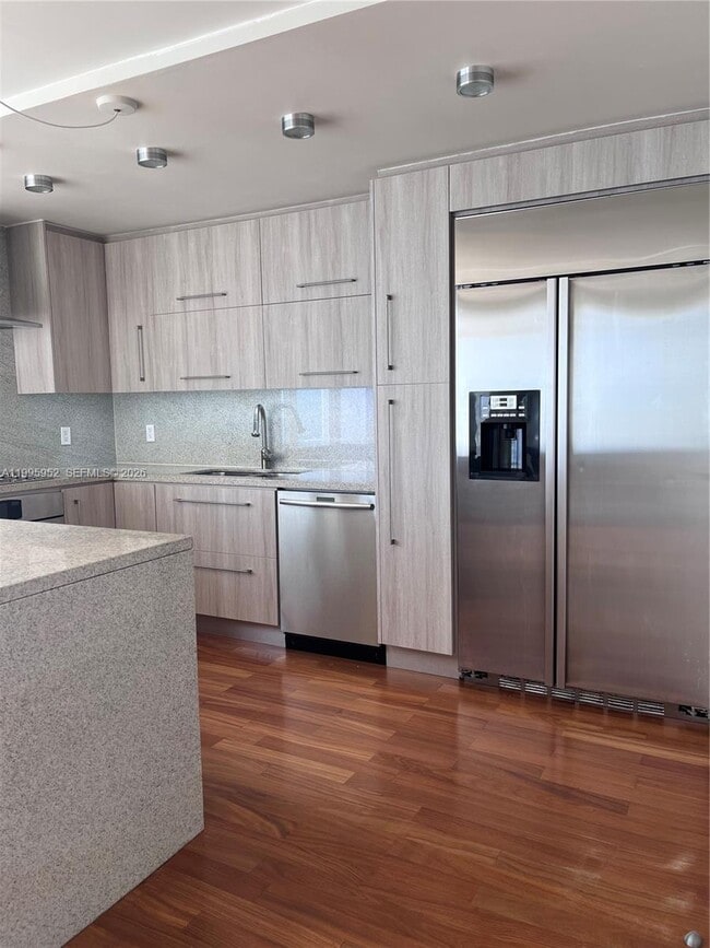 Photo - 881 Ocean Dr Unit 18B