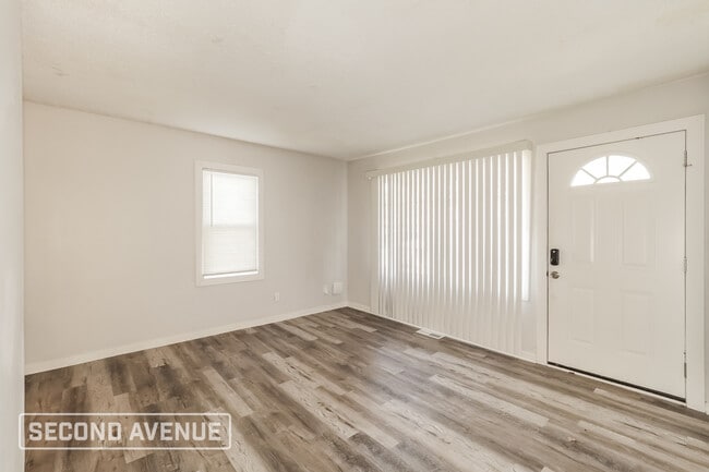 Photo - 5622 Indiana Ave