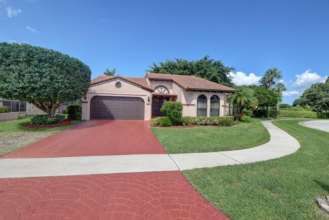 Photo - 22864 Marbella Cir House