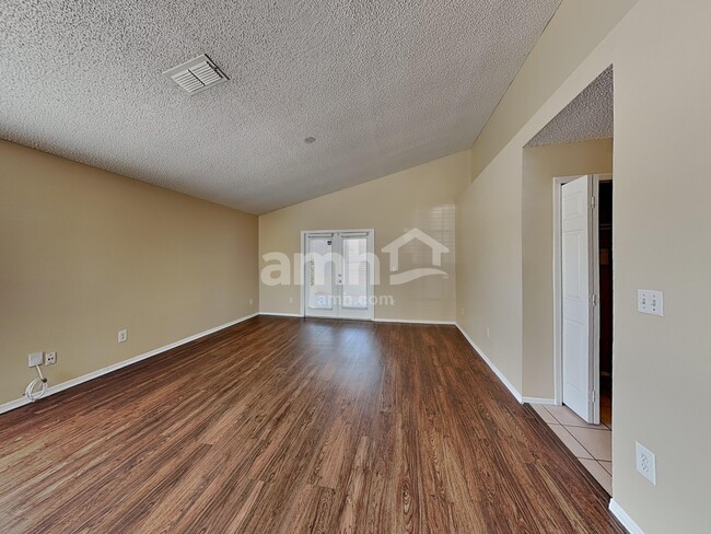 Photo - 893 Ferry Landing Ln