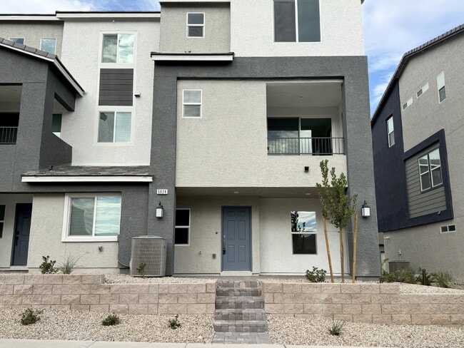 Building Photo - BRAND NEW TRI-LEVEL LUXURY TOWNHOME W/ TONS OF UPGRADES, FEATURING 3 BED 2.5 BATH 2 CAR GARAGE W/...