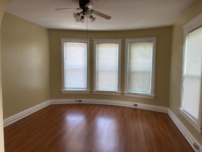 Building Photo - 609 N 6th St Rental