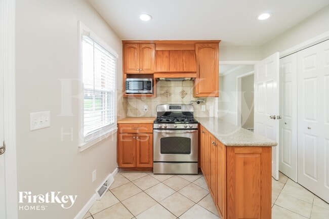 Photo - 2006 Red Forest Rd