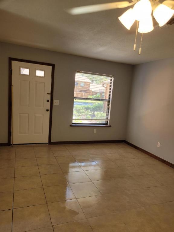 Photo - 2701 NE 10th St Unit 506