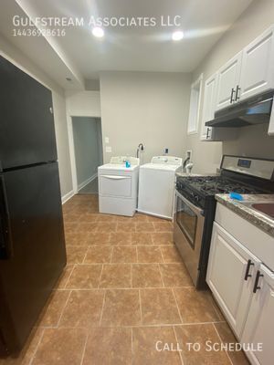 Photo - 819 Appleton St