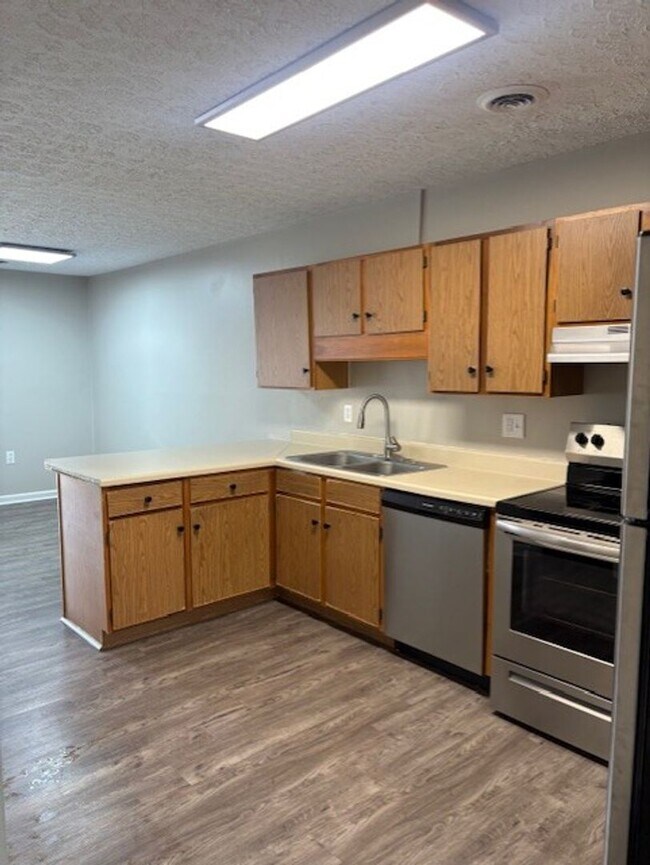 Photo - Sinking Creek Apartments Unit 13602SINKING