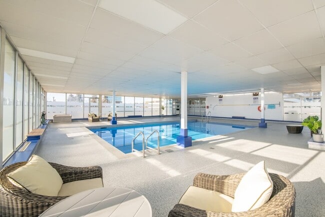 Photo - Mayfair Place Apartments