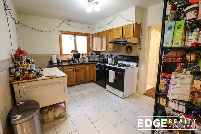 Photo - 80 Wallingford Rd Unit 2