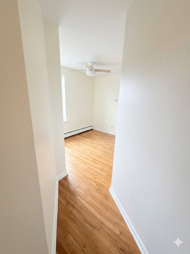 Hallway - 278 Monmouth St Unit 3R