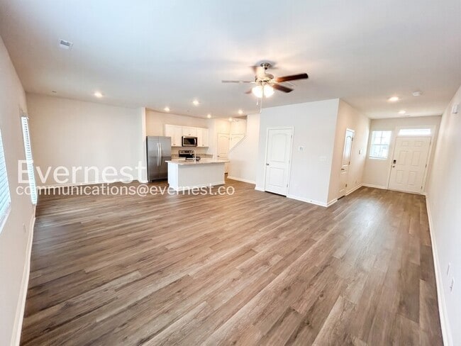 Photo - 109 Maple Spg Trl