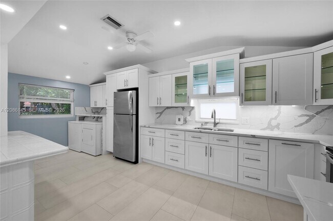 Photo - 2041 NE 182nd St