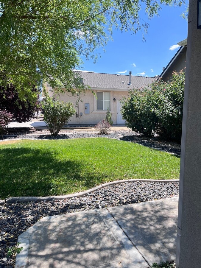 Photo - 103 Desert Lakes Dr