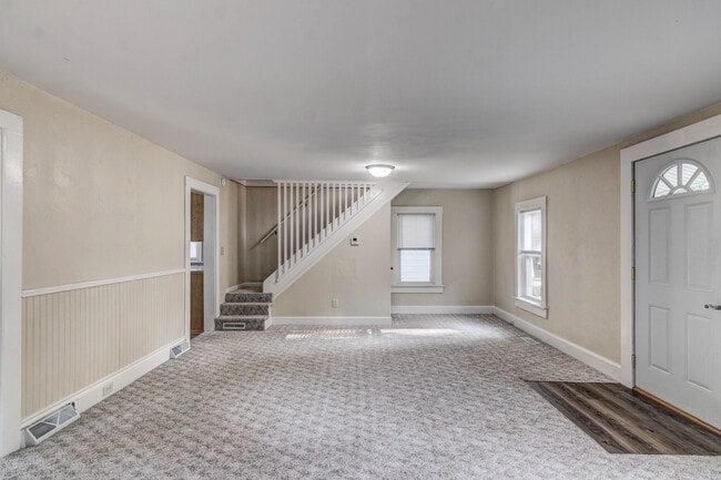 Photo - 616 Davis Ave