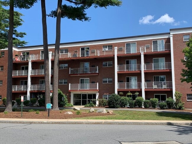 Building Photo - 25 Greentree Ln Unit 46 Rental