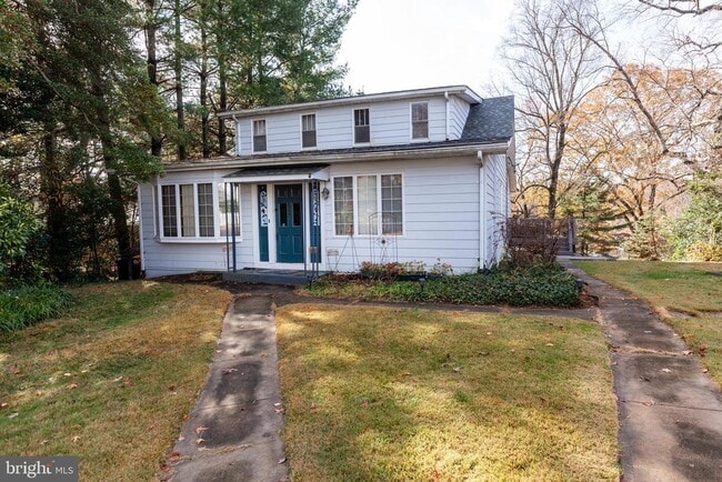 Photo - 807 Dividing Rd