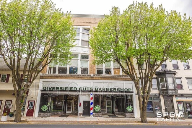 Building Photo - 14 Baltimore St