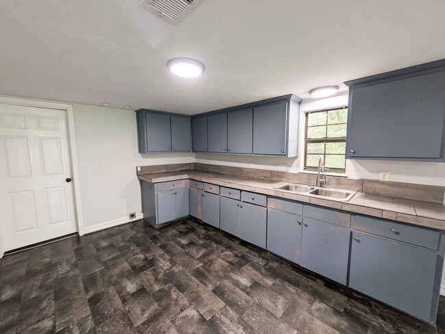 Photo - 1125 N Tannahill St