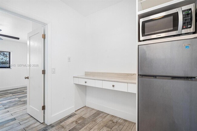 Photo - 180 SW 63rd Ave