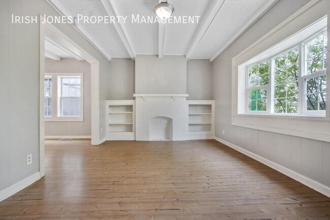 Building Photo - 2522 Delaware Ave Unit Lower - UTILITIES INCLUDED
