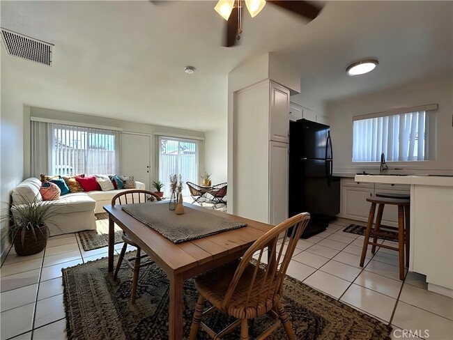 Photo - 51049 Eisenhower Dr Unit B