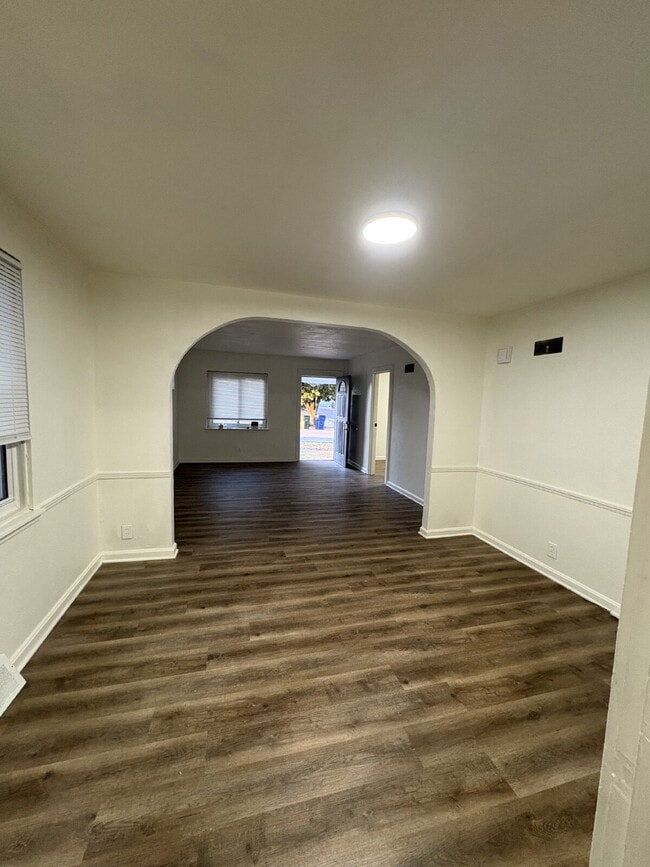 Photo - 8307 Washington St