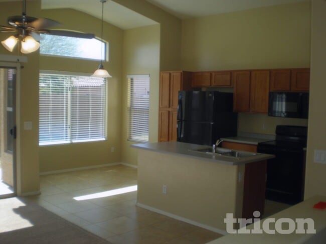 Photo - 16559 W Post Dr