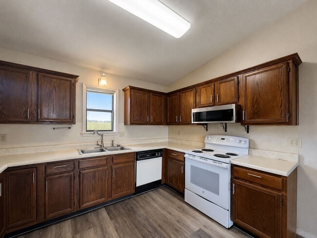 Photo - 2 Bedroom/2 Bathroom Apartment in Southside Unit Apt 11