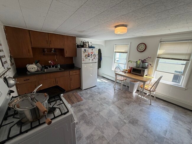 Photo - 18 Tremont St Unit 3R